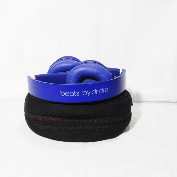 Beats Headphones - Picture 1 of 8